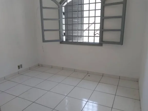 Imagem Descubra o sobrado versátil que une trabalho e conforto no coração S.A