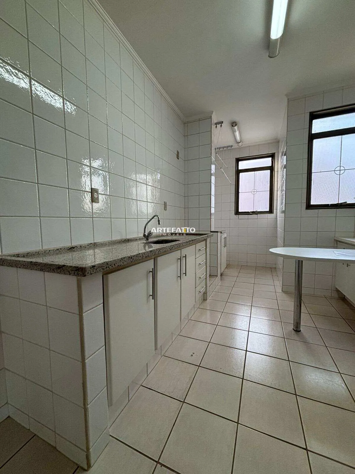 Foto do imóvel Apartamento à venda em Franca, Centro, com 2 quartos, 79m2