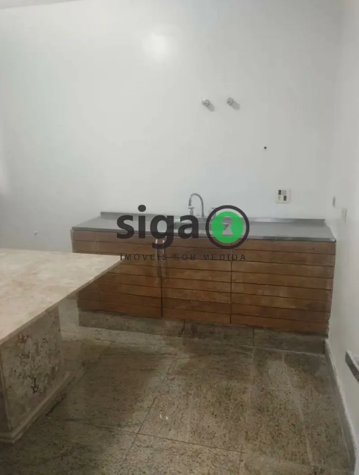 Imagem Casa Assobradada Comercial para LOCAÇÂO no Jardim Guedala com 190m² e 5 salas e 2 banheiros