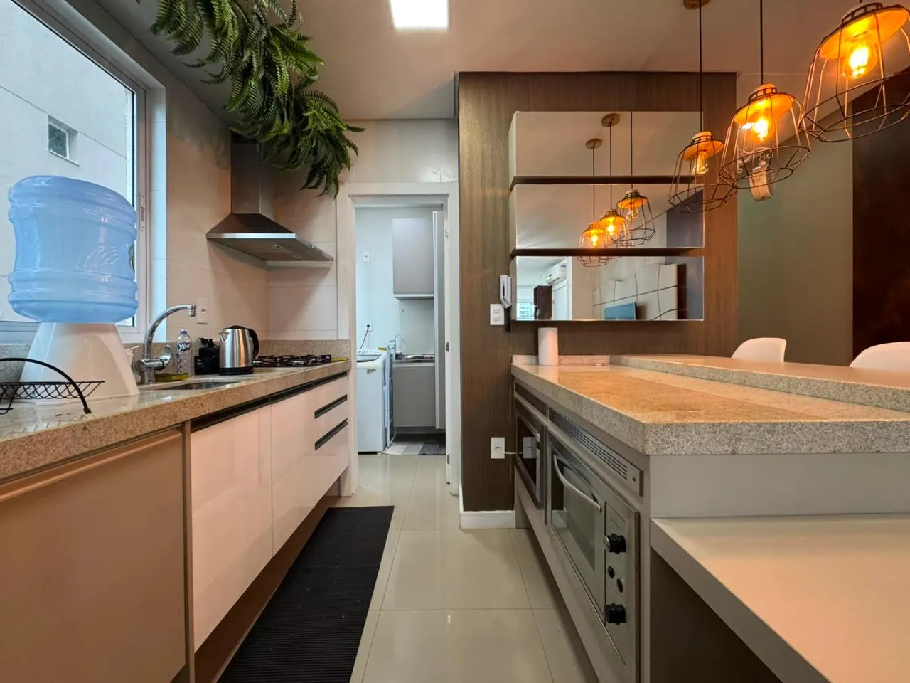 Imagem Apartamento com vista para o mar à venda com 98m2 por R$ 1.380.000,00