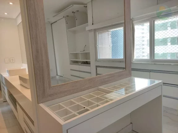Imagem Apartamento de Luxo, 4 Suites, Varandão, Beira mar de Candeias, Jaboatão dos Guararapes.