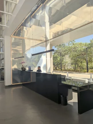 Imagem Conjunto comercial com 1180m² na Chácara Santo Antônio.