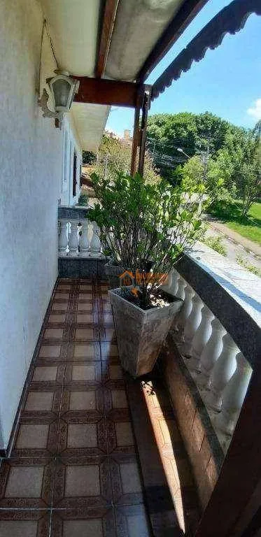 Imagem Sobrado com 3 dormitórios à venda, 155 m² por R$ 720.000,00 - Parque Continental - Guarulhos/SP