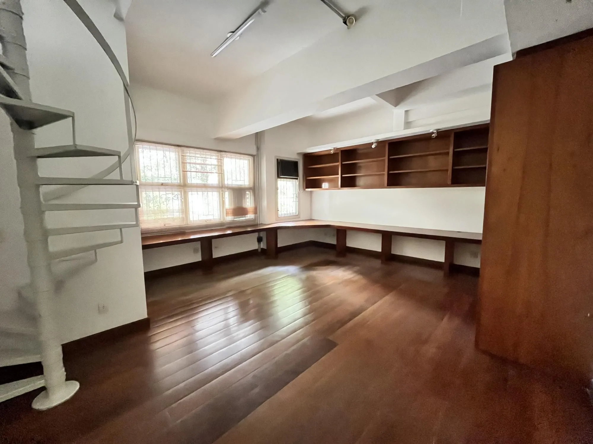 Imagem Sala comercial no bairro Farroupilha em POA