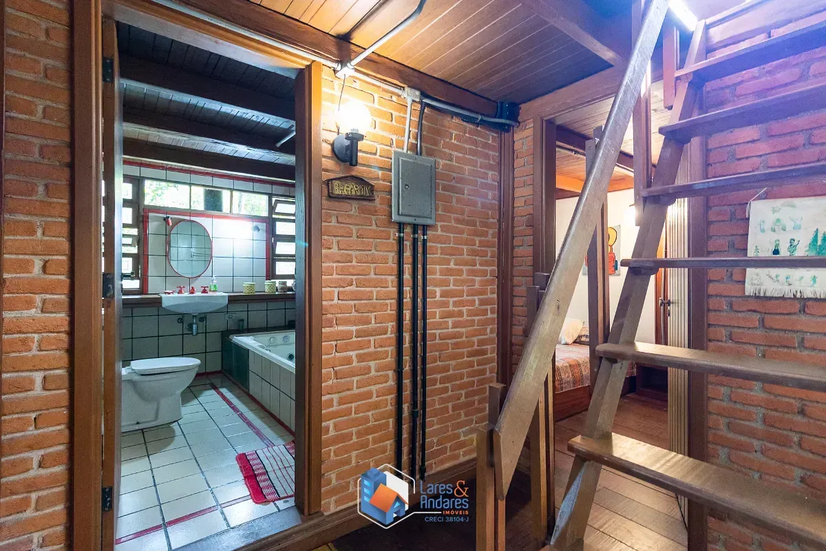 Imagem Casa comercial para venda em Parelheiros, 357m²