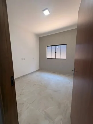 Imagem Casa De 2/4 C Suite Na Vila Izabel Em Goianira