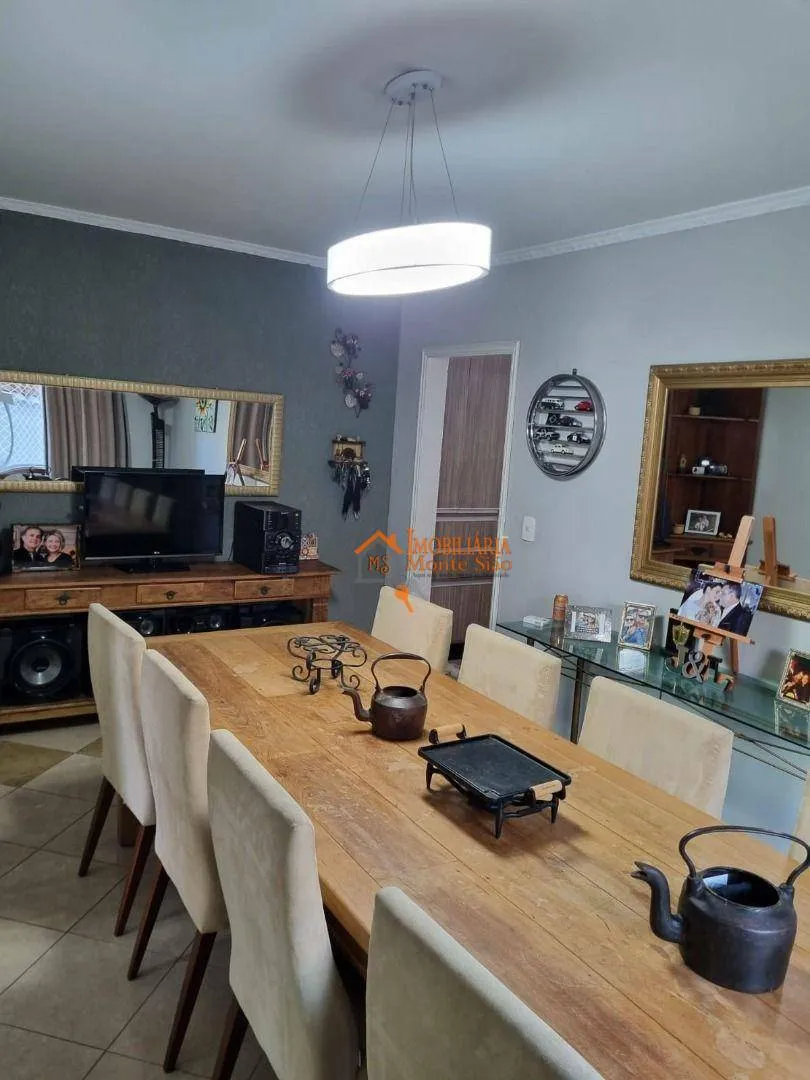 Imagem Sobrado com 4 dormitórios à venda, 300 m² por R$ 3.000.000,00 - Jardim Santa Cecília - Guarulhos/SP