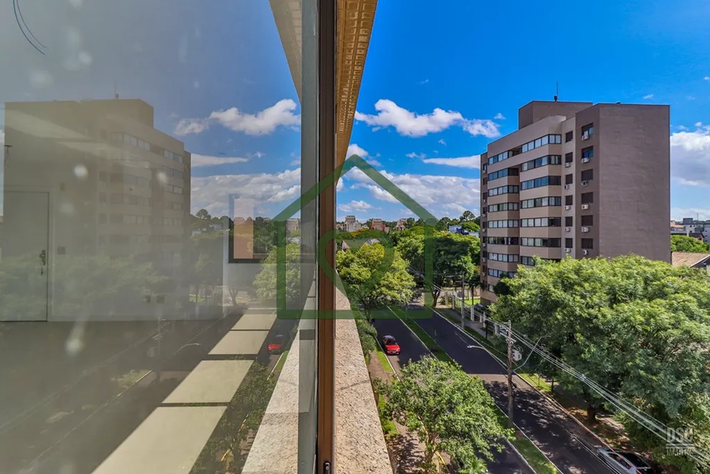 Imagem Descubra o seu novo lar no coração da Região Sul do Brasil! Este apartamento de 138m², localizad...