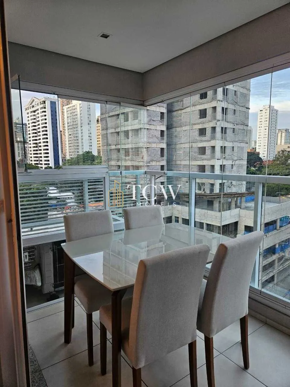 Imagem Apartamento Mobiliado para Locação | Op Art Ibirapuera | 43 m² | 1 Suíte | 1 Vaga