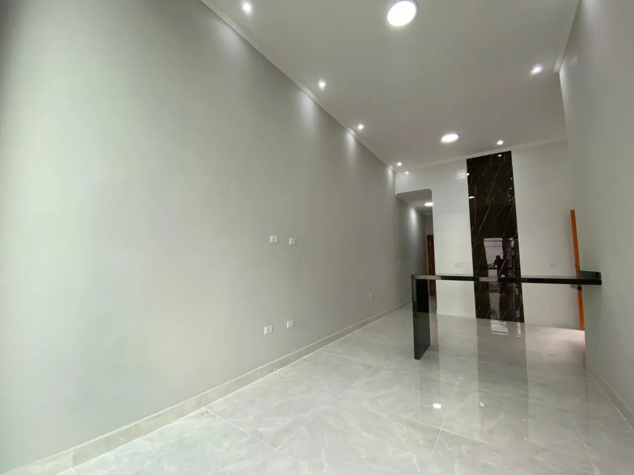 Imagem Casa para Venda em Itanhaém, Jamaica (Praia), 2 dormitórios, 1 suíte, 2 banheiros, 2 vagas