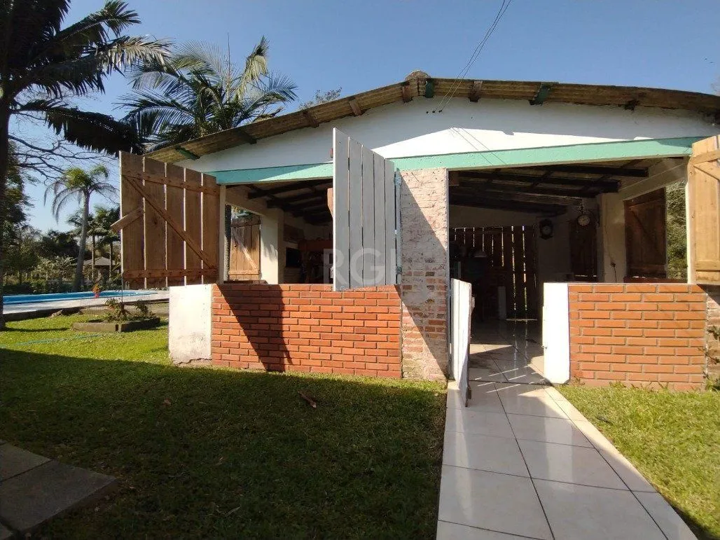 Imagem Sítio para Venda - 245m², 4 dormitórios, 10 vagas - Lami