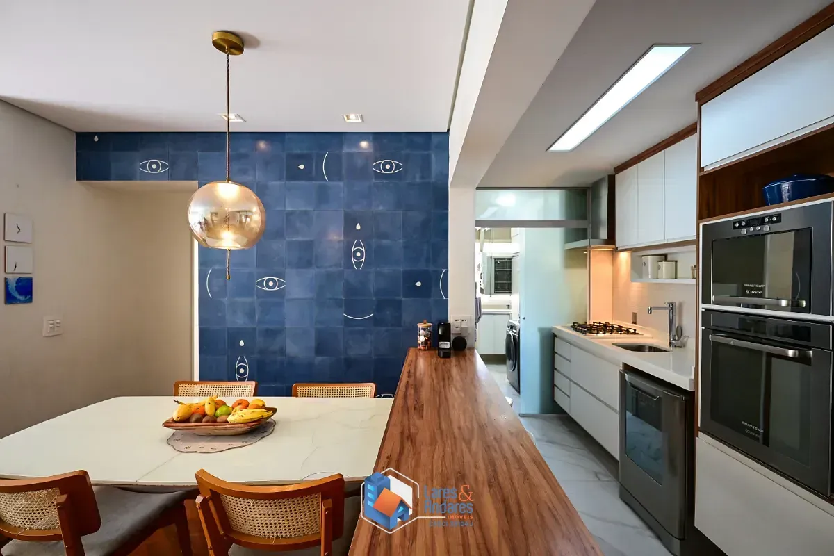 Imagem Apartamento para venda em Moema com 2 quartos, sendo 1 suíte, 72m²