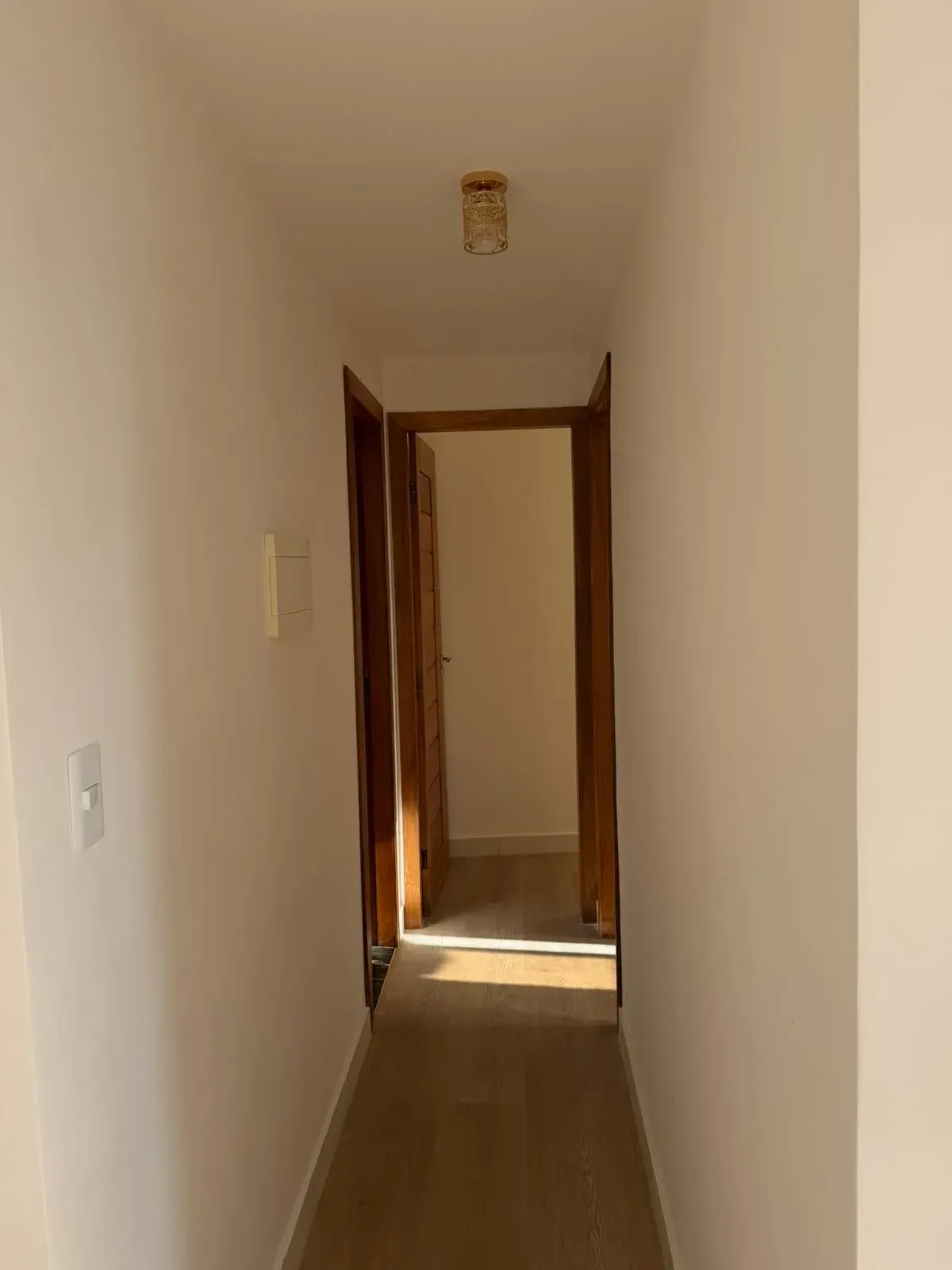 Imagem Apartamento com 2 Quartos para Alugar, 57 m² em  - 