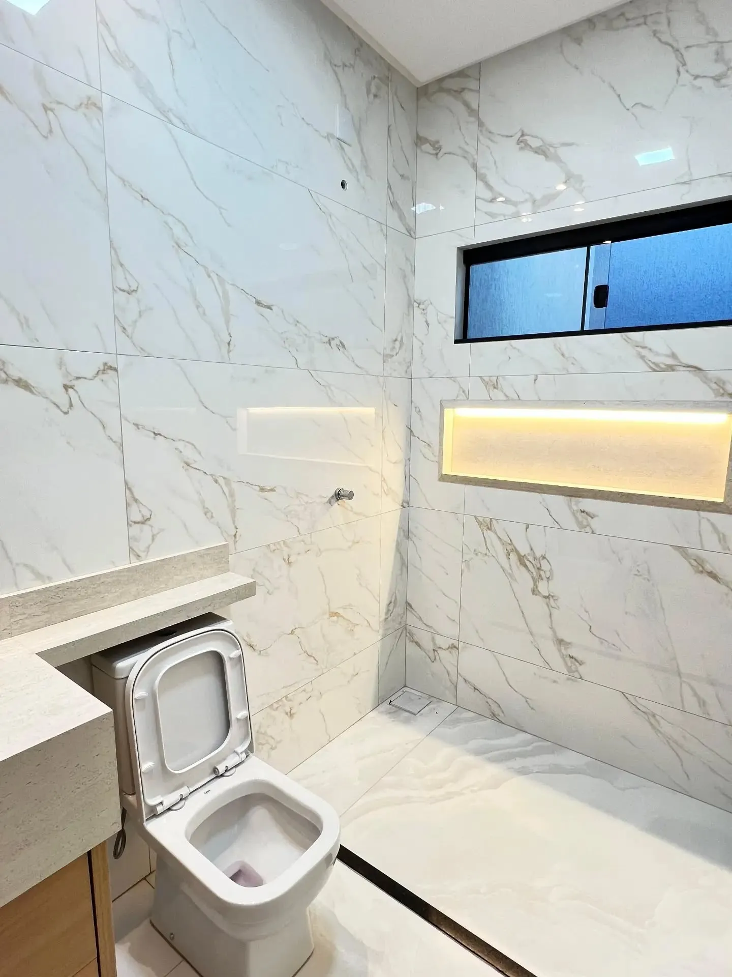 Imagem Casa Sozinha No Lote No Faicalville Com Lazer Completo