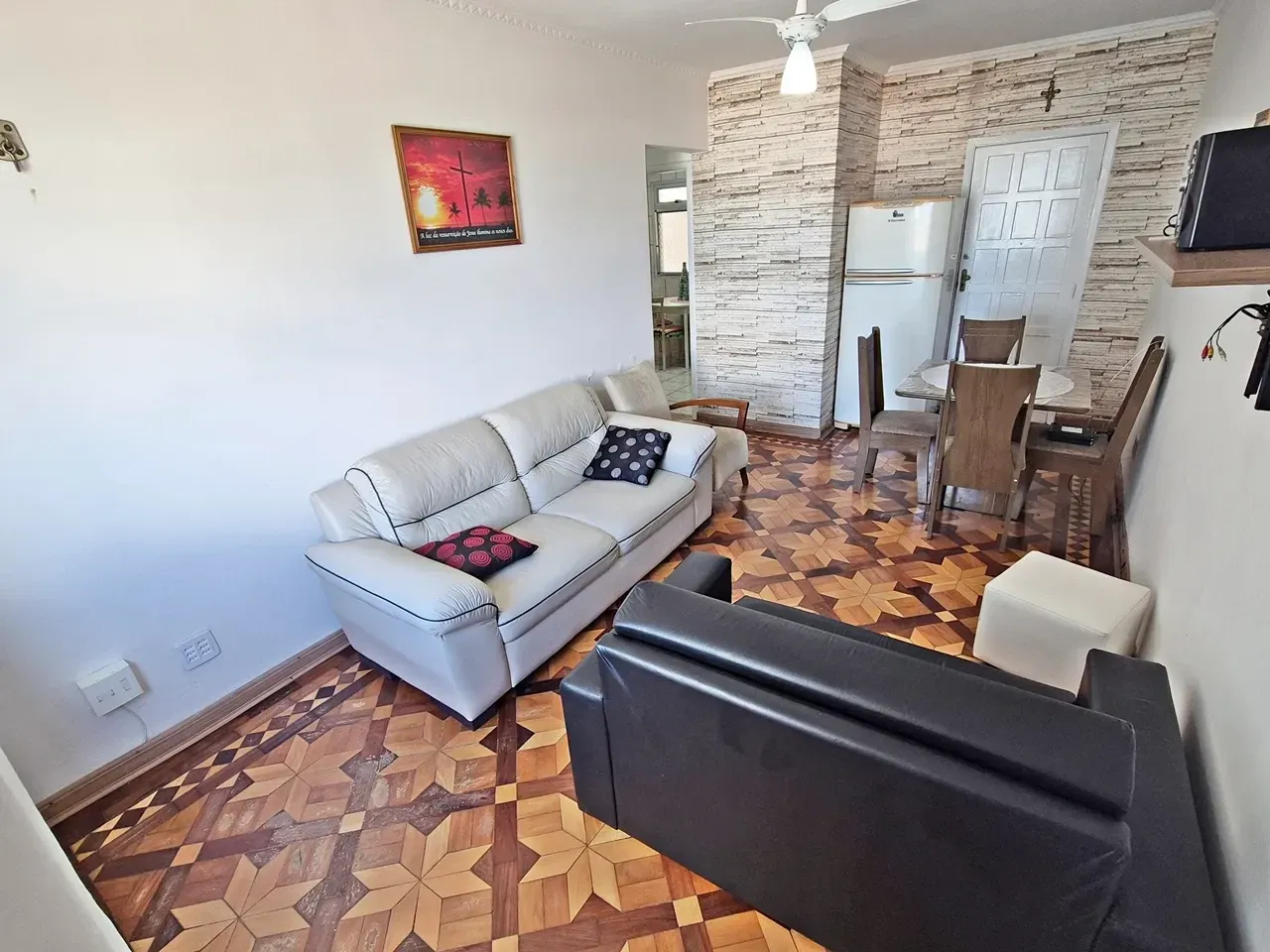Imagem Apartamento com 2 Quartos à Venda, 76 m² em Mirim - Praia Grande