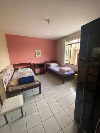 Imagem Terreno 360m² com Casa Não Averbada em Matinhos