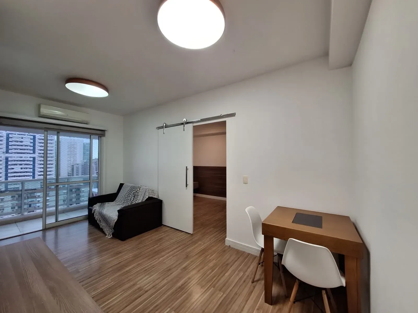 Imagem Apartamento com 1 Quarto para Alugar, 44 m² em Boqueirão - Santos