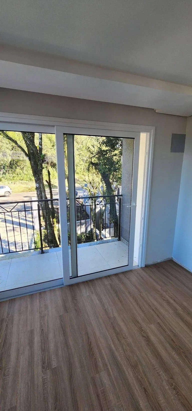 Imagem Vende-se apartamento em Gramado a 8 minutos da Rua Coberta