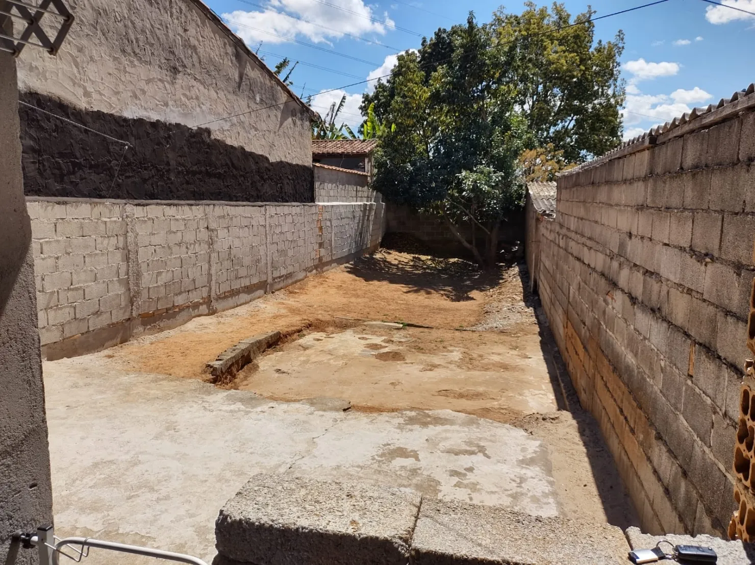 Imagem Casa à venda 2 Quartos, 4 Vagas, 312M², Chácara São Silvestre, Taubaté - SP