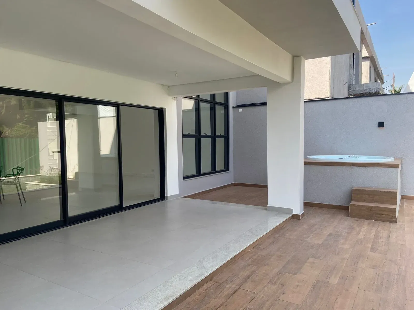 Imagem Sobrado com 4 Quartos à Venda, 341 m² em Represa - Ribeirão Pires