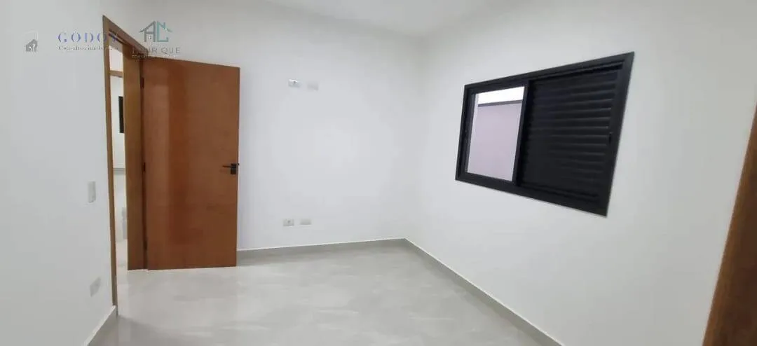 Imagem Casa Moderna Térrea com 3 Suítes e Estrutura de Clube - Próxima ao Shopping