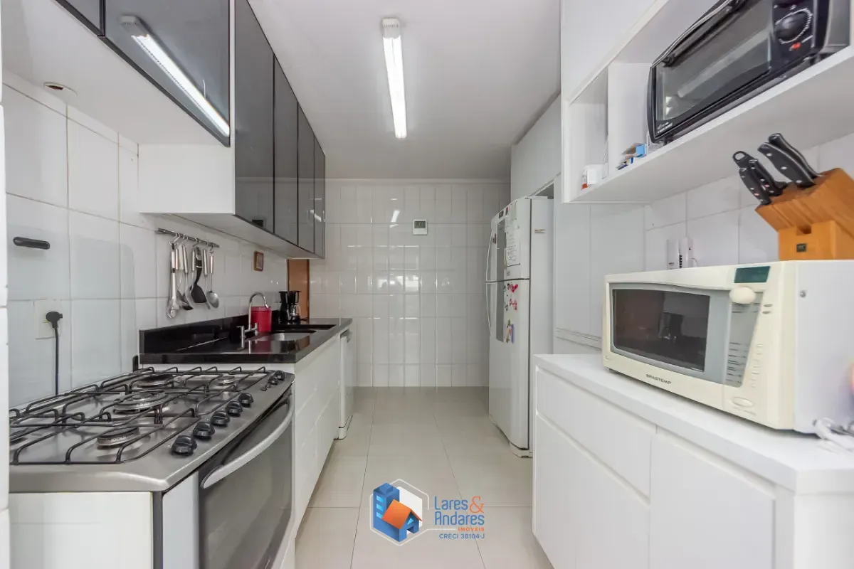 Imagem Apartamento para venda em Chácara Santo Antônio com 4 quartos, sendo 2 suítes, 137m²