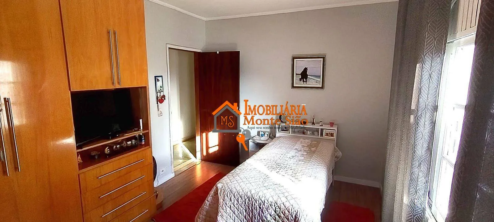 Imagem Sobrado com 4 dormitórios à venda, 350 m² por R$ 950.000,00 - Vila Augusta - Guarulhos/SP