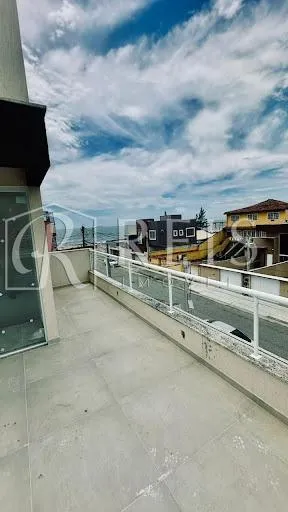 Imagem Casa para Venda em Rio das Ostras, Recreio, 2 dormitórios, 2 suítes, 4 banheiros, 2 vagas