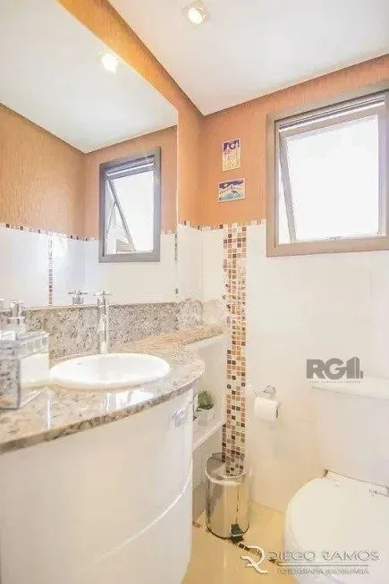 Imagem Cobertura à venda com 1 quarto 102 m² Mobiliado Alto Padrão Rua Dario Pederneiras, Petrópolis, Porto Alegre