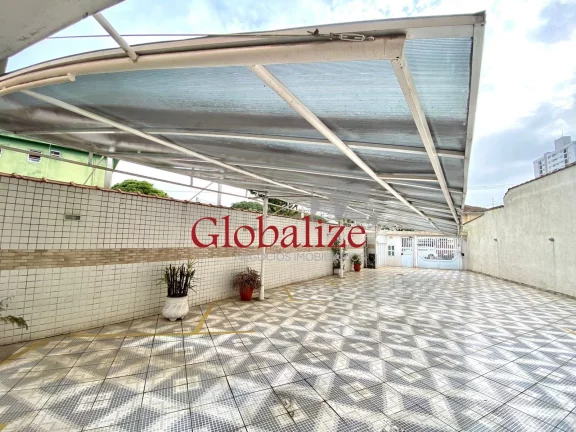 Imagem Casa sobreposta térrea à venda com 150m², 3 quartos, suíte, 2 vagas, piscina por R$1.100.000,00 em Santos
