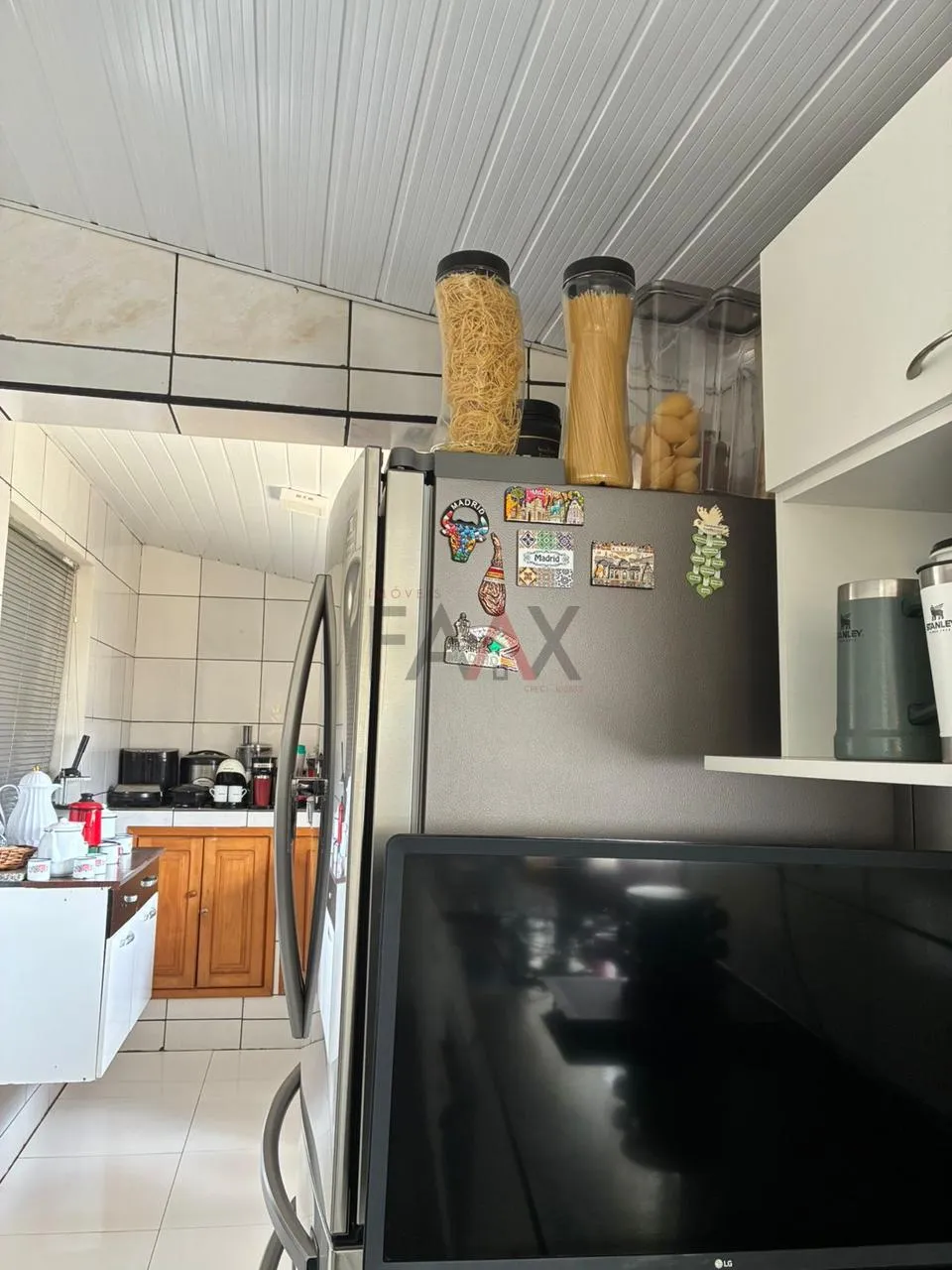 Imagem Casa à Venda no Bonsucesso com Potencial Residencial e Comercial.