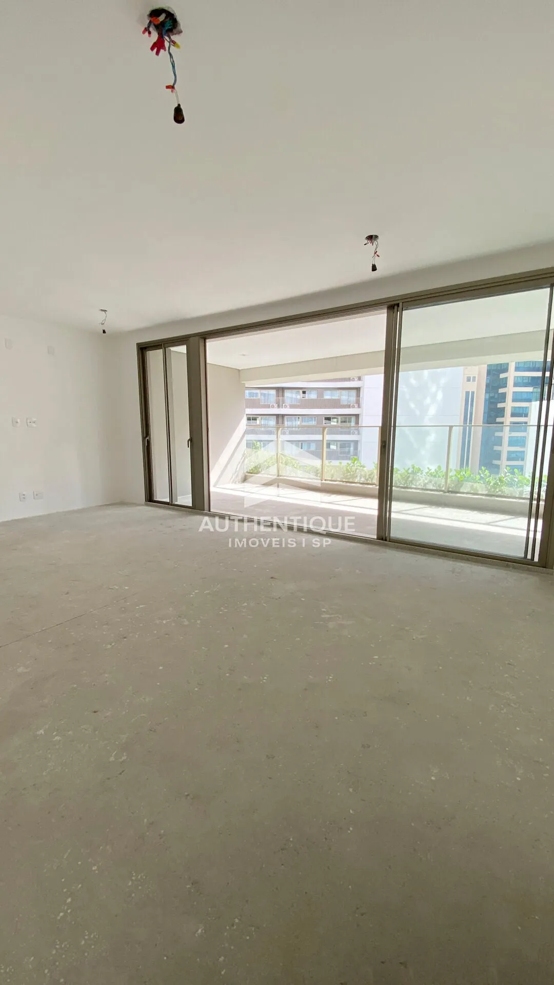 Imagem VILLA MILANO LIFESTYLE BY VERSACE MOEMA - Apartamento no bairro Moema à venda