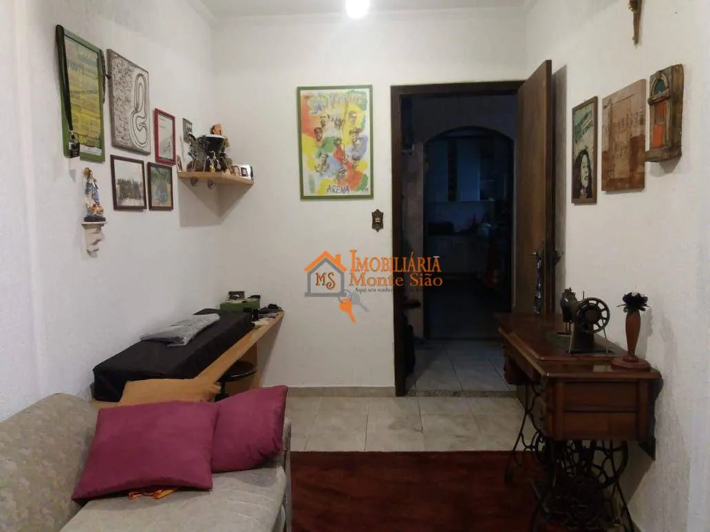 Imagem Sobrado com 4 dormitórios à venda, 172 m² por R$ 749.900,00 - Tremembé - São Paulo/SP