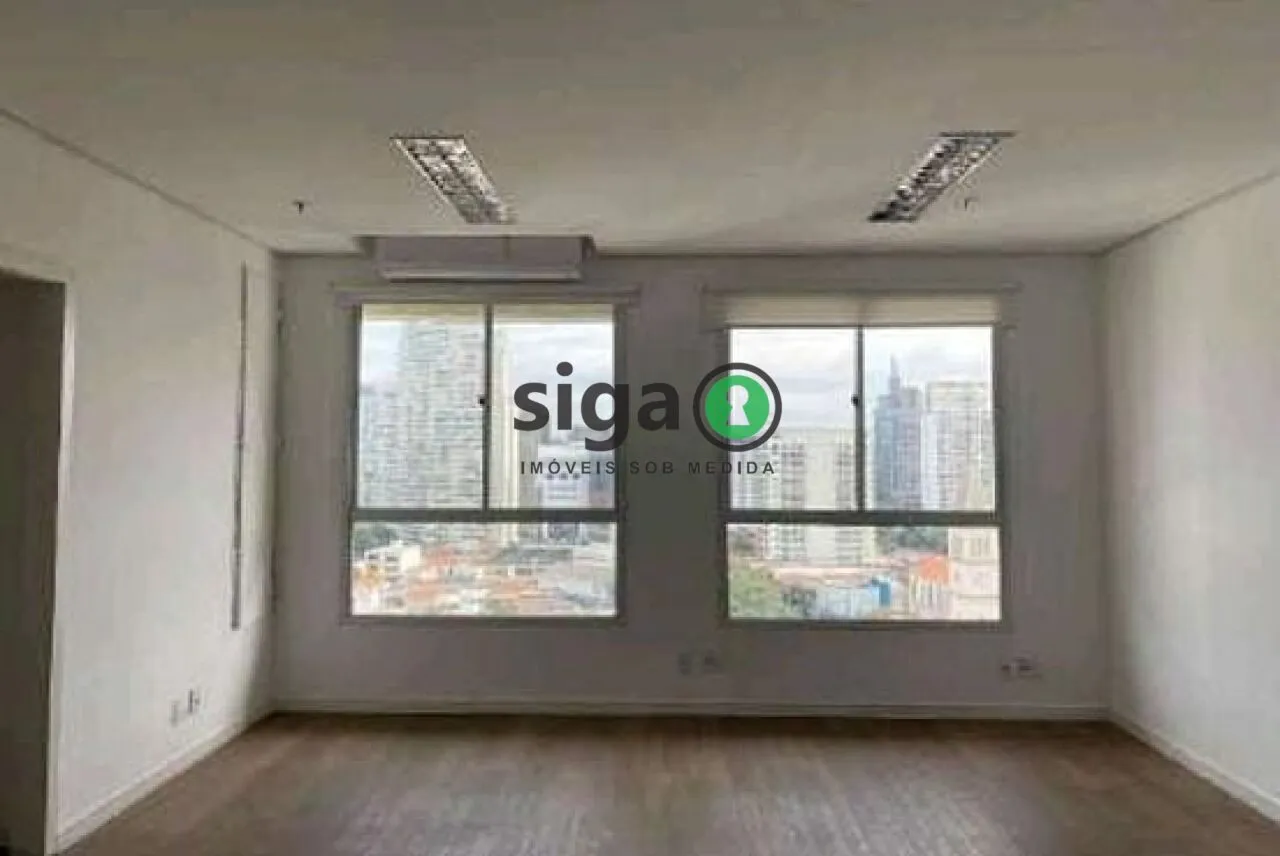Imagem Conjunto Comercial em Pinheiros ao Lado da Faria Lima e Metrô, Pronto para Uso com Vaga de Garagem