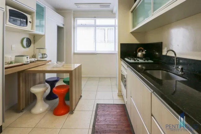 Imagem Apartamento Quadra Mar para Venda em Balneário Camboriú, CENTRO, 2 dormitórios, 2 suítes, 3 banheiros, 1 vaga