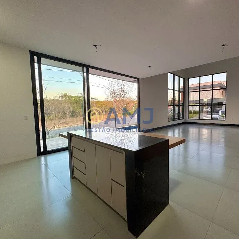Foto do imóvel Venda de Casa Térrea no Jardins Porto | Lote de Esquina | Vista para Reserva em Endereço não informado