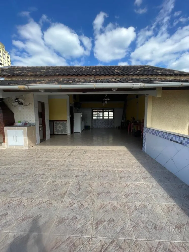 Imagem Casa para Aluguel no bairro Centro - Nova Iguaçu, RJ