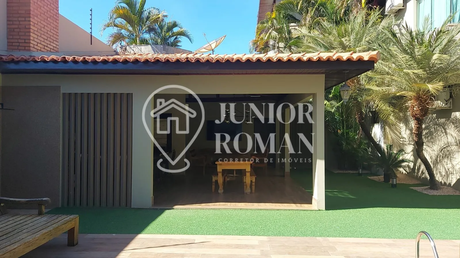 Imagem SOBRADO ALTO PADRÃO A VENDA NO RENATO GONÇALVES - BARREIRAS/BA
