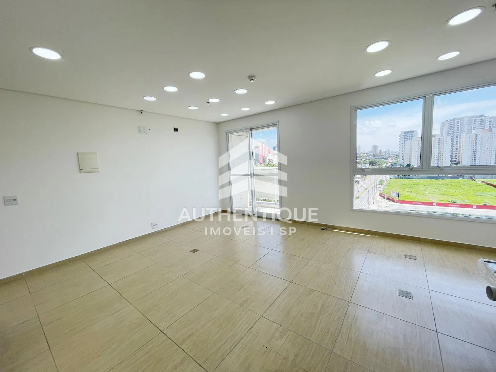 Foto do imóvel JARDIM PARK BUSINESS - JARDIM SANTO ANDRE - Sala Comercial em Jardim em Avenida Industrial, 780 - Jardim, Santo André - SP