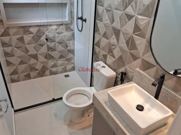 Imagem Belíssimo apartamento de 2 dormitórios em Santos no Marapé em condomínio de alto-padrão com piscina, quadras e muito mais, à venda por R$ 775.000,00