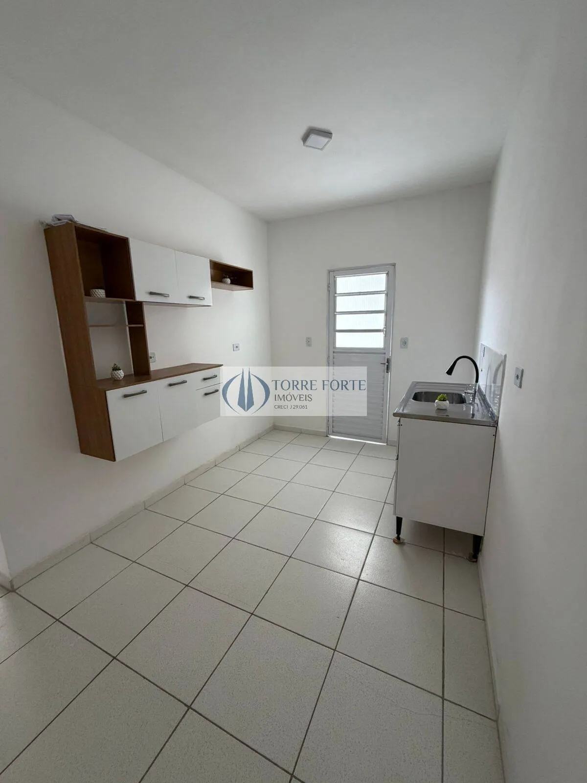Imagem Apartamento com 2 dormitorios 1 vaga de garagem na Cidade Lider.