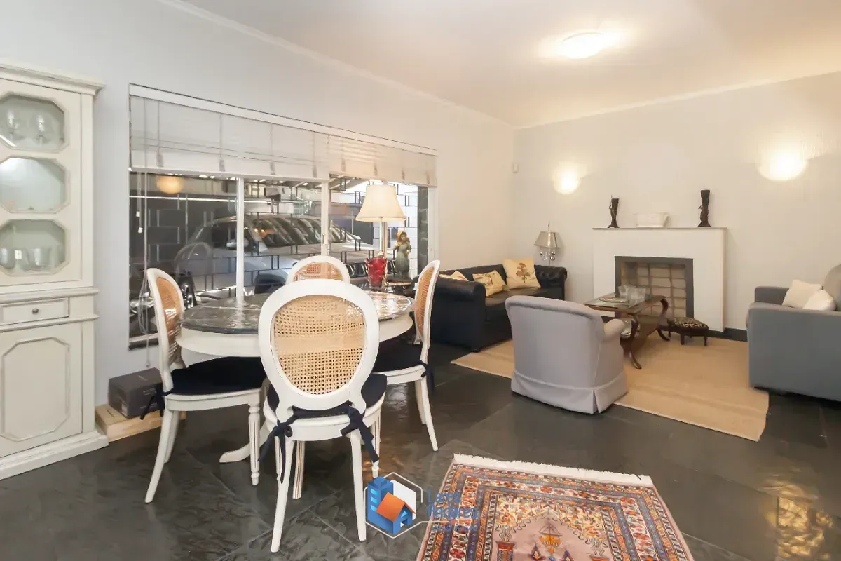 Imagem Casa para venda em Jardim Paulistano com 4 quartos, sendo 1 suíte, 300m²