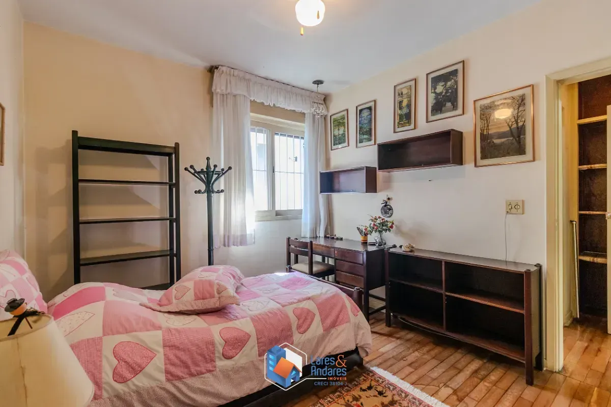 Imagem Casa para venda em Brooklin Paulista com 4 quartos, sendo 2 suítes, 300m²