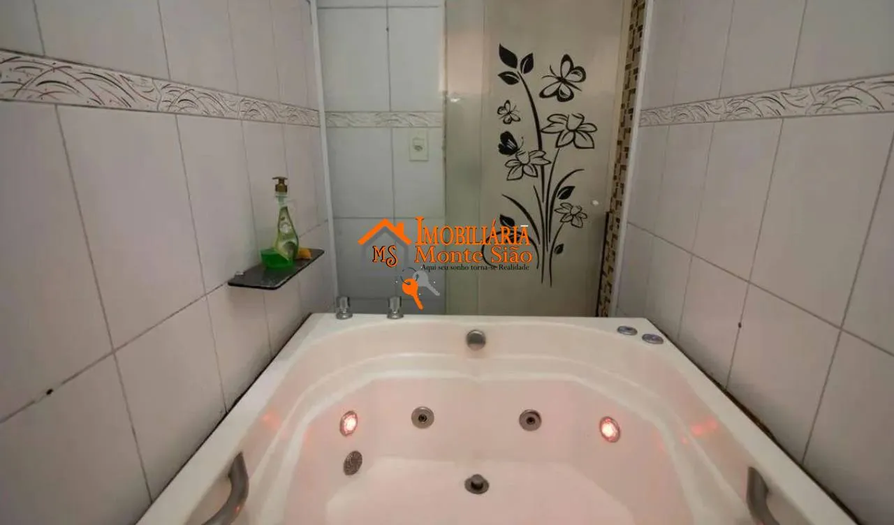Imagem Sobrado com 3 dormitórios à venda, 125 m² por R$ 685.000 - Jardim Paraventi - Guarulhos/SP