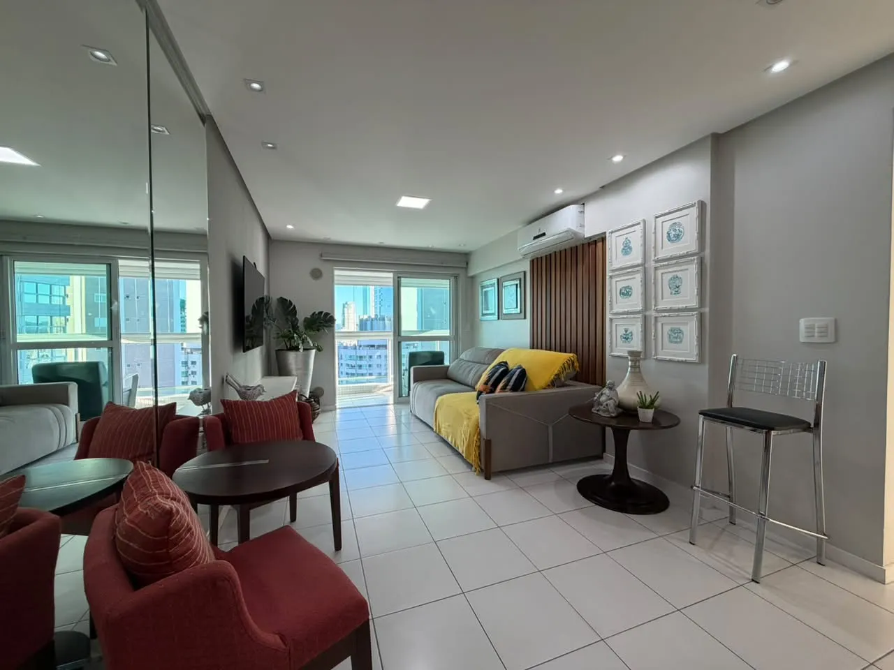 Imagem Apartamento à venda com 90m2 por R$ 2.150.000,00