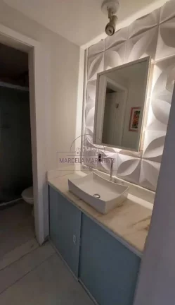 Imagem Apartamento 2 quartos, 2 banheiros, sol da manhã, armários, Praia da Costa