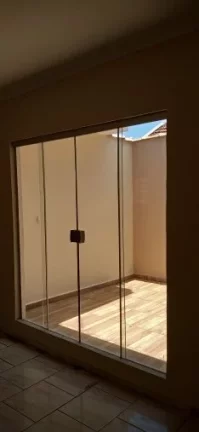 Imagem Casa 3 dormitórios, sendo uma suíte locação para comercial e ou residencial