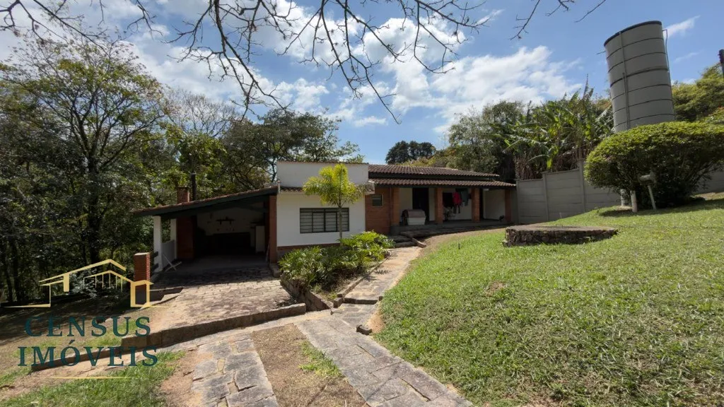 Imagem Casa para venda ou locação, com edícula, no Clube de Campos Valinhos em Valinhos - São Paulo.
