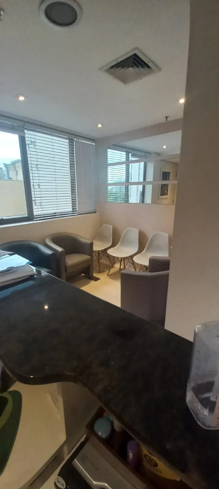 Imagem Sala / Conjunto comercial a venda no bairro Moinhos de Vento em Porto Alegre