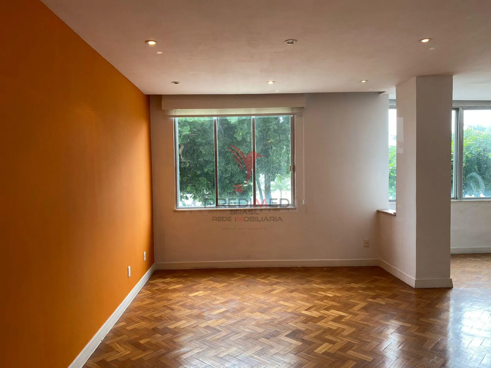 Imagem AV. ATLÂNTICA Copa , 223 M² FRONTAL MAR , TRADICIONAL PRÉDIO ,MUITO BEM ADMINISTRADO